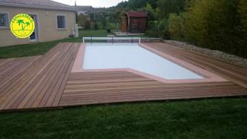 Création de tour de piscine et aménagement extérieur à Toulouse