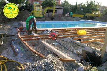 2-Aménagement de vos extérieurs, de vos espaces verts, de vos tours de piscine, et réalisation de terrasses en bois ainsi que des coffres, banc par Espacedéco à Colomiers. 