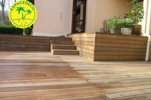 Ensemble bois sur Castelginest coin cosy