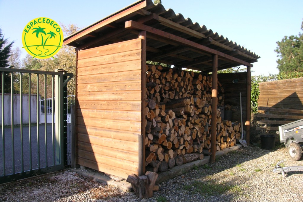 Réalisation de clotures en bois