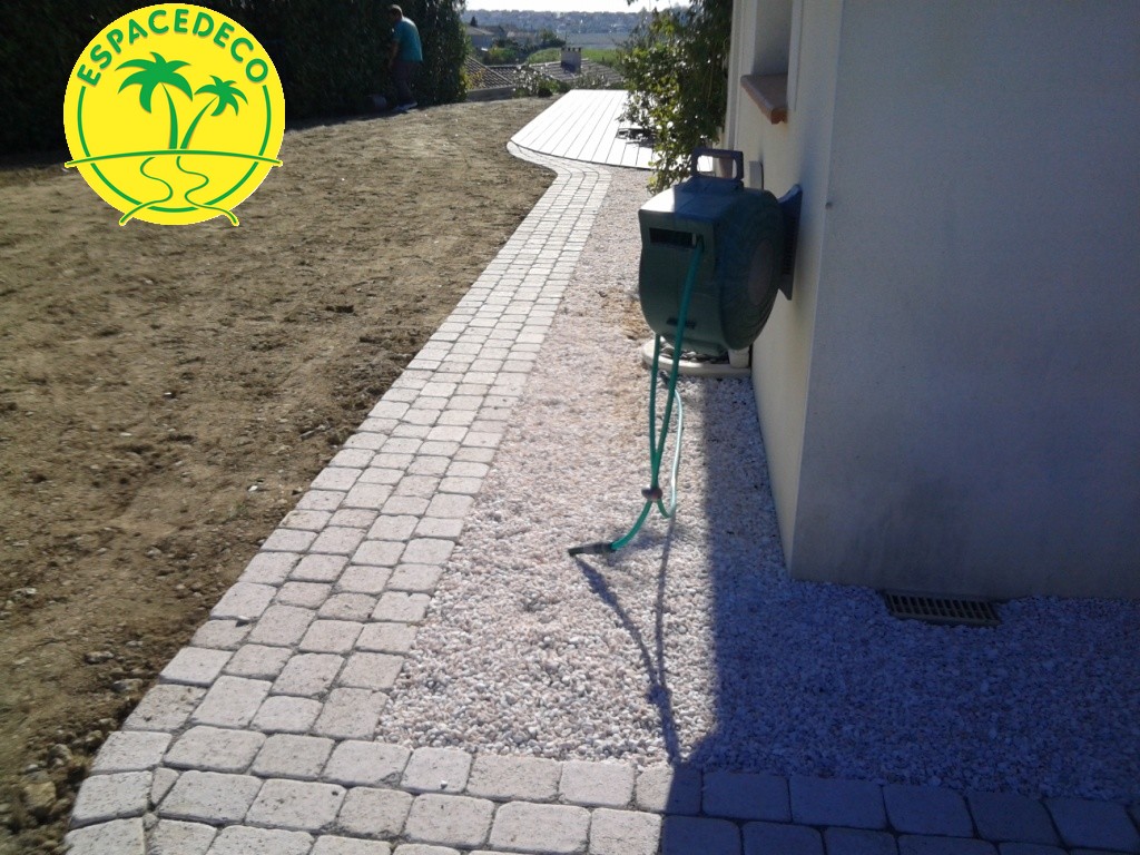 Trottoir sur Fonsegrive